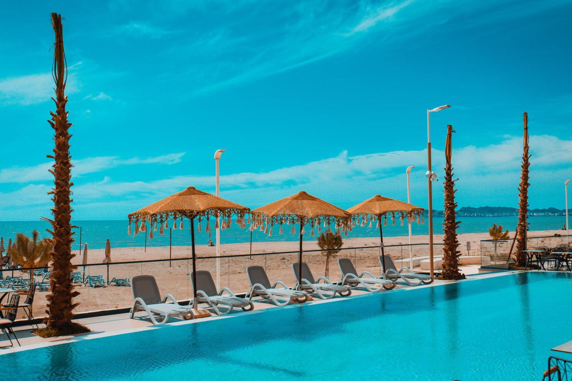 Отель Royal G Deluxe Shkallnur Экстерьер фото